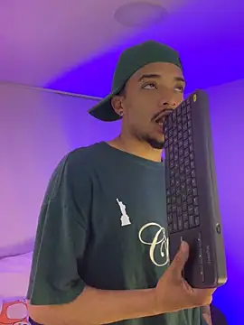 eross chipre  online show from November 2025 12:14:01 AM