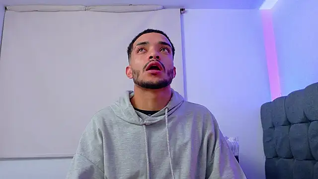 eross chipre  online show from February 2026 03:48:02 AM