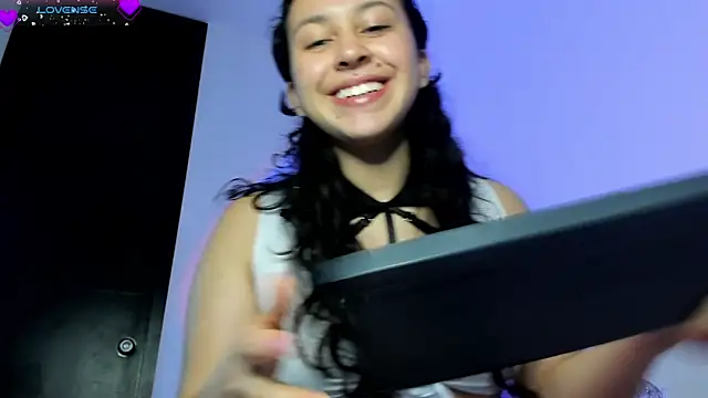 ammy e online show from November 2025 04:38:01 AM