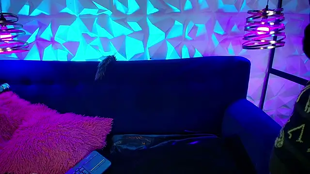 missa motato online show from September 2025 11:05:01 AM