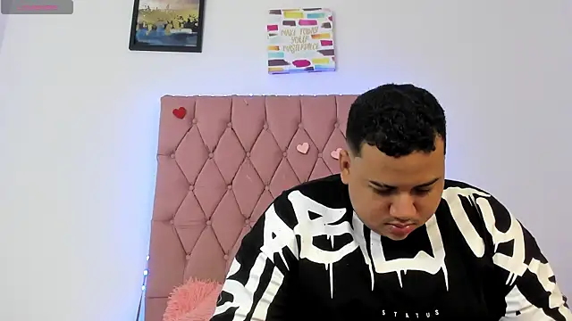 MICHAEL AND SHARON online show from November 2025 02:16:02 AM