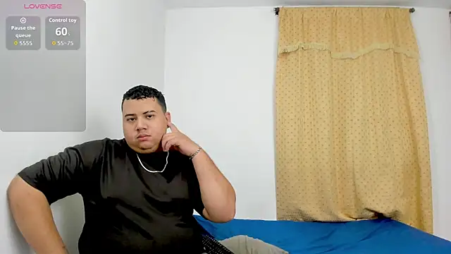 MICHAEL AND SHARON online show from February 2026 12:45:01 AM