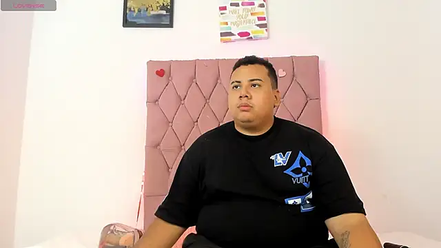 MICHAEL AND SHARON online show from October 2025 04:22:01 AM