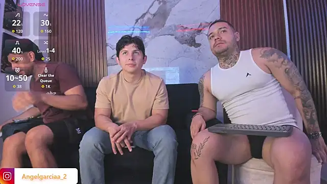 Angelgarcia  online show from April 2026 07:17:02 PM