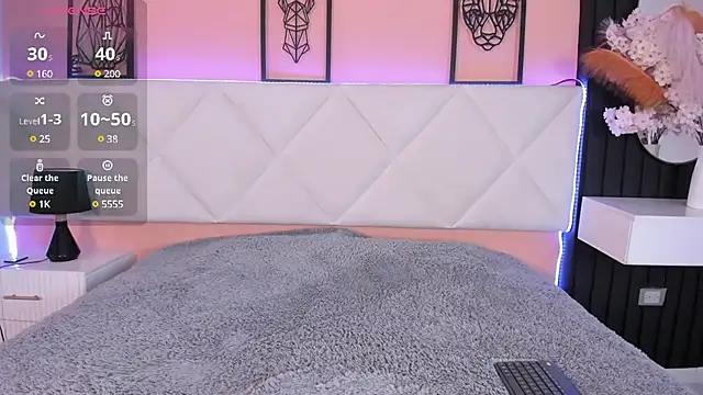 Snapshot of valkiria_davies_ chatting on February 2025 12:16:01 PM valkiria davies online show from February 2025 12:16:01 PM