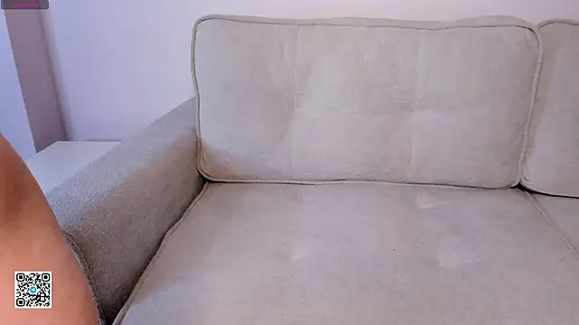 Snapshot of SunnivaCovil chatting on March 2025 05:39:01 PM SunnivaCovil online show from March 2025 05:39:01 PM