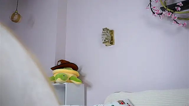 SunnivaCovil online show from February 2026 02:41:02 PM