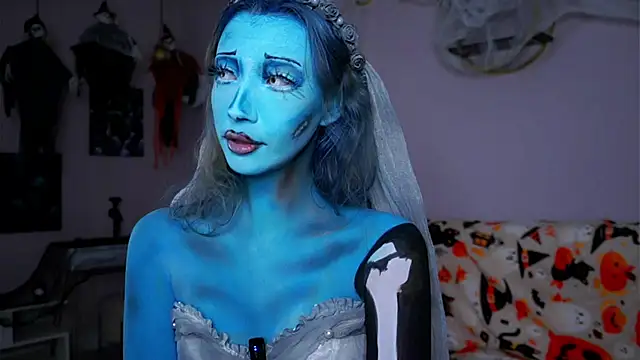 Snapshot of SunnivaCovil chatting on October 2025 04:14:01 PM SunnivaCovil online show from October 2025 04:14:01 PM