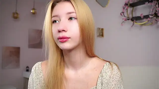 SunnivaCovil online show from March 2026 02:39:01 PM