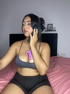 zoe mount online show from March 2025 07:04:01 PM