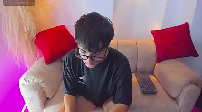 liam orion online show from March 2025 11:25:01 PM