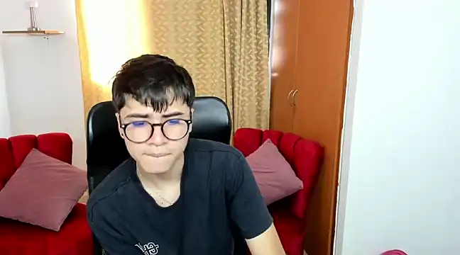 liam orion online show from February 2025 06:32:02 PM