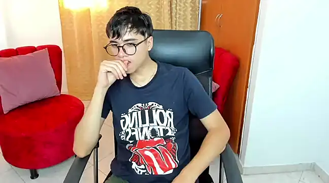 liam orion online show from February 2025 10:17:02 PM