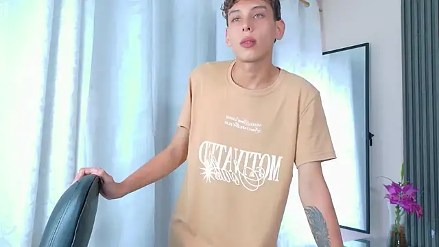 Snapshot of Noahoconor chatting on October 2025 08:40:02 PM Noahoconor online show from October 2025 08:40:02 PM