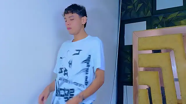 Snapshot of Noahoconor chatting on December 2025 01:53:02 PM Noahoconor online show from December 2025 01:53:02 PM