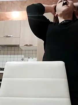 Dolcecurvy online show from February 2026 02:47:01 PM