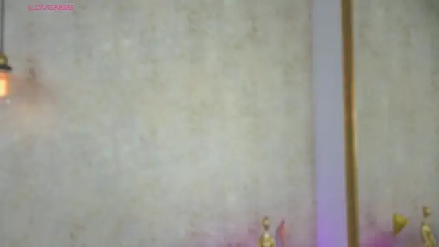 Leaa Cox online show from April 2026 03:48:01 PM