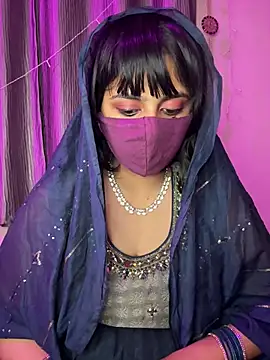 Dishasarmaa05 online show from January 2026 05:09:02 PM