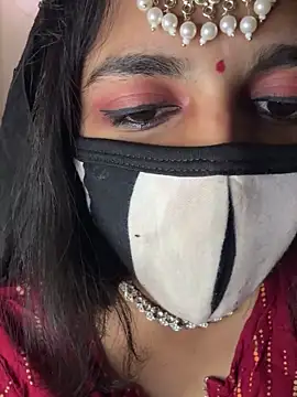 Dishasarmaa05 online show from March 2026 04:33:01 PM