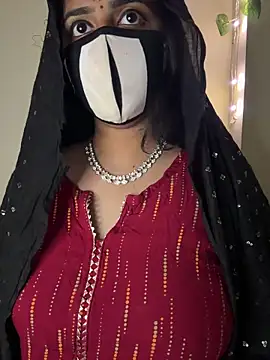 Dishasarmaa05 online show from February 2026 05:09:02 PM