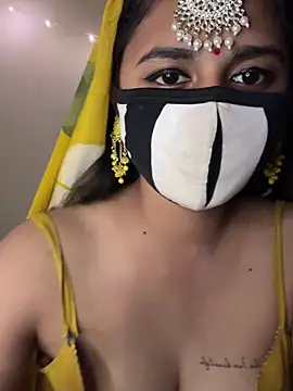 Dishasarmaa05 online show from March 2026 05:08:01 PM