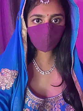 Dishasarmaa05 online show from December 2025 06:23:02 PM