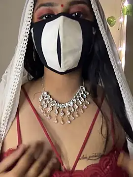 Dishasarmaa05 online show from February 2026 04:27:01 PM