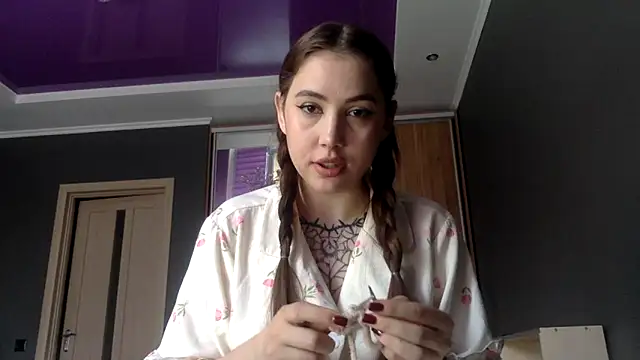 Snapshot of bysinka18 chatting on May 2026 12:56:01 PM bysinka18 online show from May 2026 12:56:01 PM