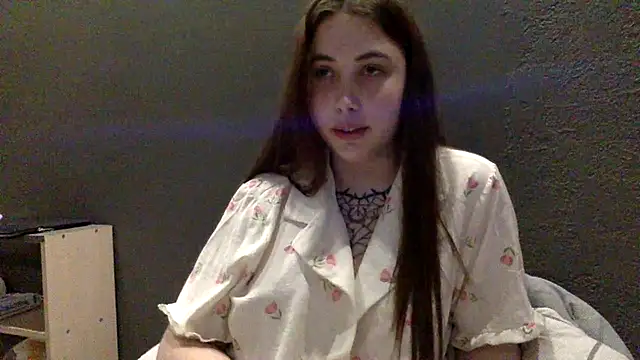 Snapshot of bysinka18 chatting on April 2026 05:14:02 PM bysinka18 online show from April 2026 05:14:02 PM