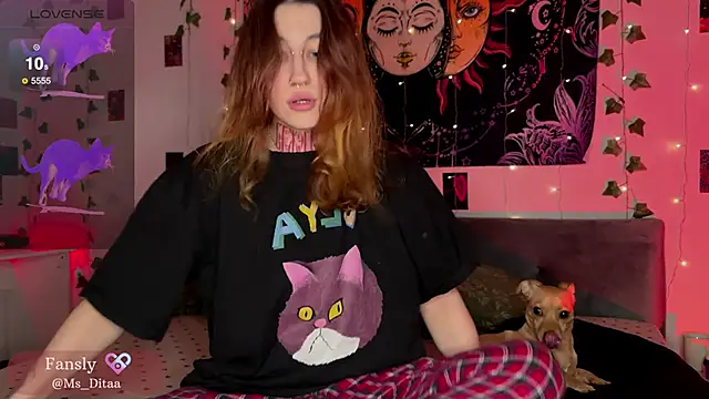 Snapshot of Dita_Redrum chatting on December 2025 02:26:01 AM Dita Redrum online show from December 2025 02:26:01 AM