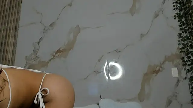 Little Lau1 online show from September 2025 09:20:02 PM