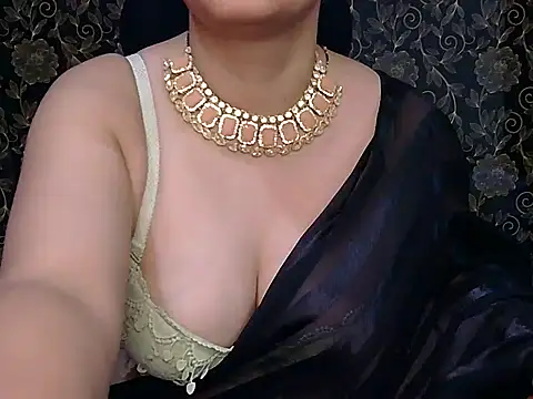 Snapshot of MilkyQueen69 chatting on March 2025 06:03:02 PM MilkyQueen69 online show from March 2025 06:03:02 PM