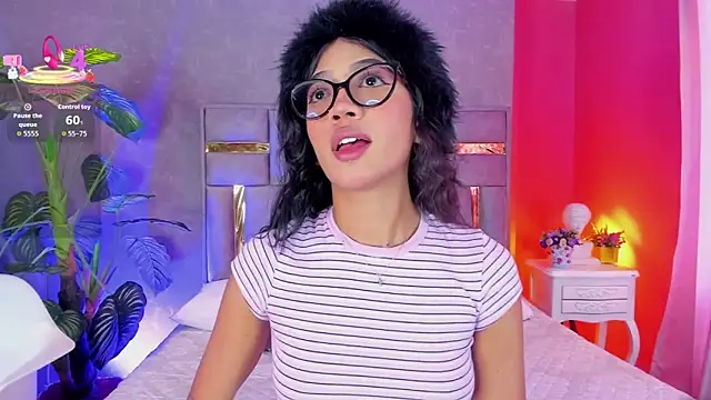 Tyla Ks online show from April 2026 07:36:02 PM