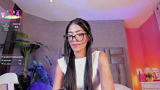 Snapshot of Tyla_Ks chatting on June 2026 12:37:01 AM Tyla Ks online show from June 2026 12:37:01 AM