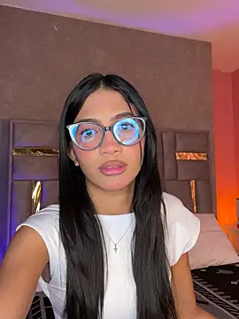 Snapshot of Tyla_Ks chatting on May 2026 07:20:02 PM Tyla Ks online show from May 2026 07:20:02 PM