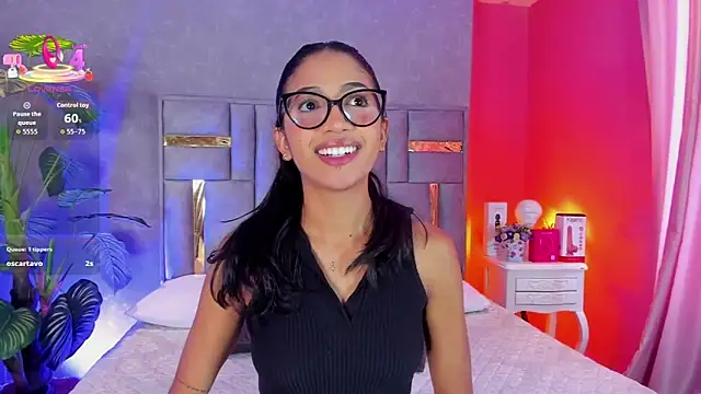 Tyla Ks online show from April 2026 07:40:02 PM