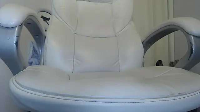 Snapshot of Mature_2025 chatting on March 2025 02:28:01 PM Mature 2025 online show from March 2025 02:28:01 PM