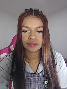 Snapshot of sophia_ramirez12 chatting on June 2026 11:43:02 PM sophia ramirez12 online show from June 2026 11:43:02 PM