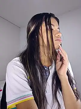 Snapshot of sophia_ramirez12 chatting on December 2025 09:51:01 PM sophia ramirez12 online show from December 2025 09:51:01 PM