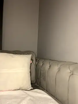 Snapshot of laraaaaaa chatting on November 2025 04:00:01 PM laraaaaaa online show from November 2025 04:00:01 PM