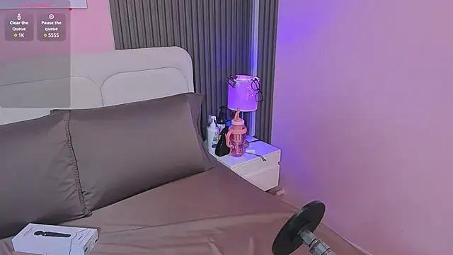 honey sofii  online show from February 2026 11:32:01 AM