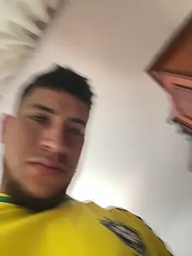 Leandro5523Z online show from April 2026 09:38:01 AM