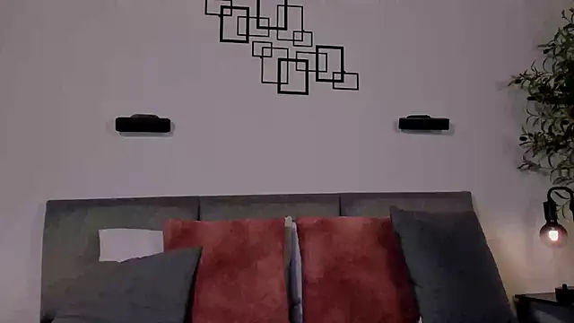 jennalux  online show from April 2026 02:13:01 AM