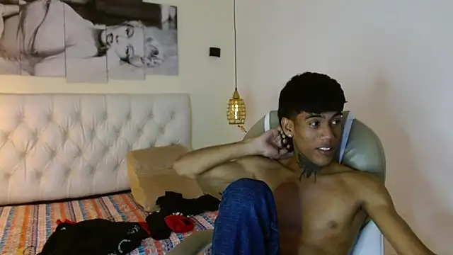 RyanKing19 online show from February 2025 06:59:01 PM