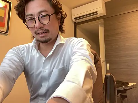 Snapshot of masato1115aa chatting on February 2026 07:15:02 AM masato1115aa online show from February 2026 07:15:02 AM