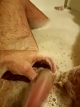 GrindingOvermuch online show from October 2025 01:05:01 AM