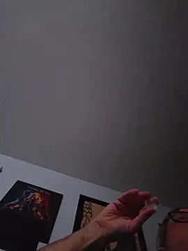 Snapshot of Smallone327 chatting on October 2025 06:25:02 AM Smallone327 online show from October 2025 06:25:02 AM