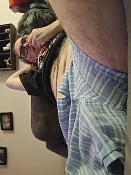 Snapshot of Smallone327 chatting on February 2026 06:56:02 AM Smallone327 online show from February 2026 06:56:02 AM