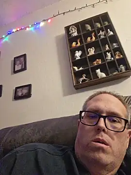 Smallone327 online show from April 2026 03:32:02 AM