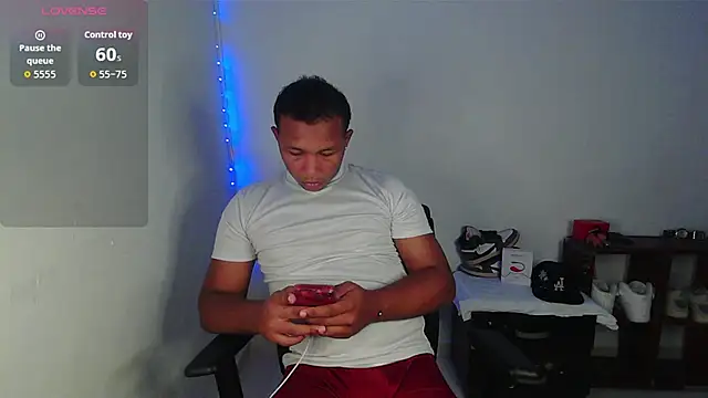 Gooss cum online show from November 2025 03:54:01 AM